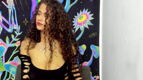 Snapshot of katrhin_66 chatting on January 11, 2025, 1:59 am Kathrin online show from January 11, 2025, 1:59 am