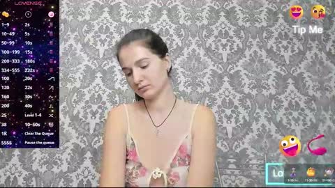 Snapshot of katrin_brook chatting on February 4, 2025, 8:24 am Katrin Brook online show from February 4, 2025, 8:24 am