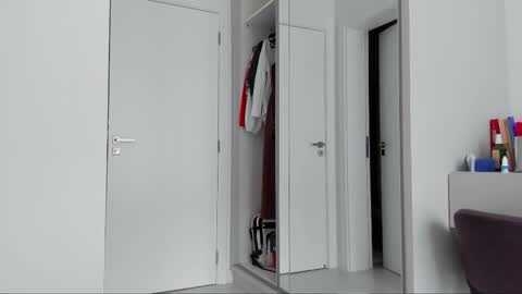 Snapshot of katrin_fit chatting on February 14, 2026, 4:59 pm Katrin online show from February 14, 2026, 4:59 pm