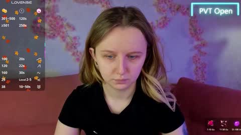 Katrina Bail online show from November 23, 2025, 4:23 am