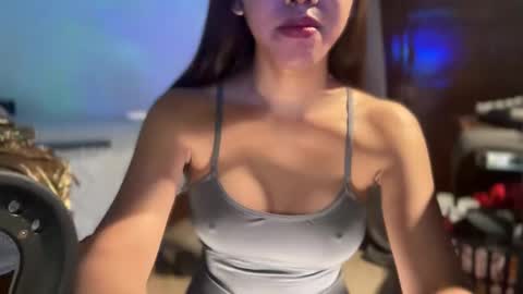 katrina_foxxx online show from April 22, 2026, 8:54 pm