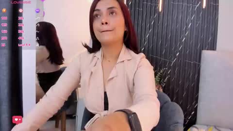 Keyla online show from October 4, 2025, 7:12 pm