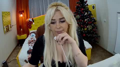 Snapshot of katrinacharm chatting on December 4, 2025, 5:10 pm katrinacharm online show from December 4, 2025, 5:10 pm