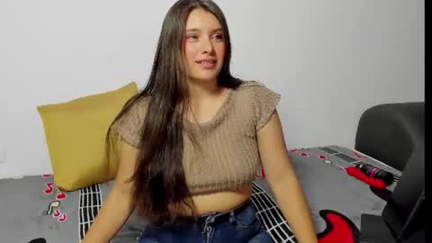 Snapshot of katrinaysanti chatting on August 4, 2026, 1:31 am katrinaysanti online show from August 4, 2026, 1:31 am
