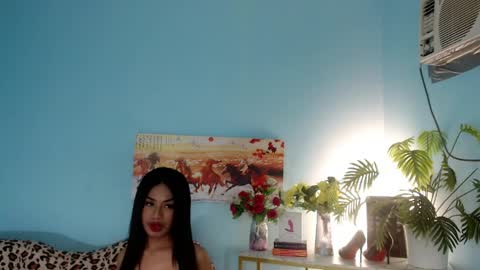 Snapshot of katrine_massivecock_lashes chatting on April 10, 2026, 7:18 pm katrinetrixie online show from April 10, 2026, 7:18 pm