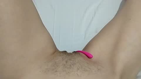 Snapshot of katrinna_arinna chatting on March 3, 2025, 8:43 pm katrina dont forget to give me thumbs up online show from March 3, 2025, 8:43 pm