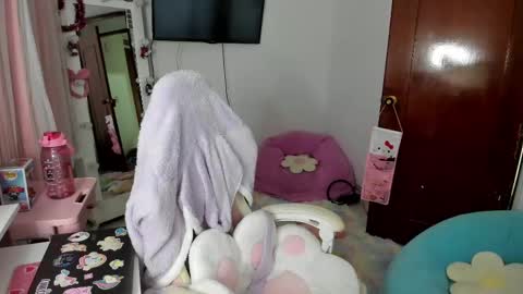 Katrin  online show from March 11, 2025, 1:16 am