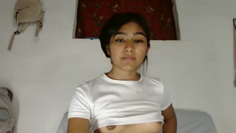 Snapshot of katrushca24 chatting on January 3, 2025, 6:46 pm kat online show from January 3, 2025, 6:46 pm