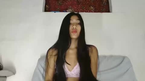 Snapshot of katrushca24 chatting on January 7, 2025, 3:44 pm kat online show from January 7, 2025, 3:44 pm