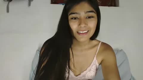 Snapshot of katrushca24 chatting on January 15, 2025, 3:39 pm kat online show from January 15, 2025, 3:39 pm