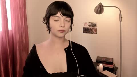 Snapshot of katsurotaro chatting on March 10, 2025, 5:50 pm katsuro online show from March 10, 2025, 5:50 pm