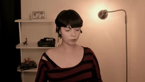 Snapshot of katsurotaro chatting on October 31, 2025, 9:05 pm katsuro online show from October 31, 2025, 9:05 pm