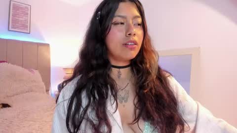 Snapshot of katta_ossa chatting on February 19, 2025, 11:46 pm katta_ossa online show from February 19, 2025, 11:46 pm