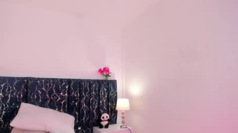 Katte online show from April 24, 2026, 1:24 pm