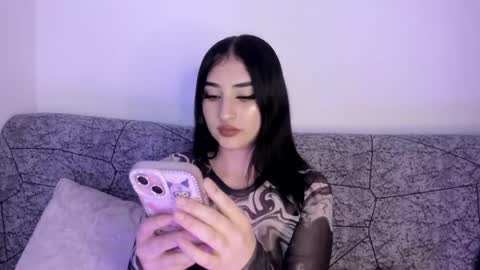 Kat  online show from May 6, 2026, 1:36 am