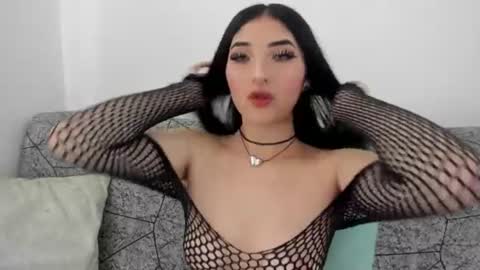Kat  online show from June 15, 2026, 1:24 pm