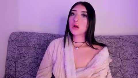Kat  online show from June 18, 2026, 11:09 pm