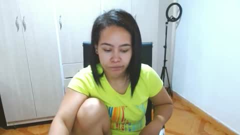 katticloos online show from April 27, 2026, 3:21 pm