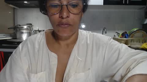 Snapshot of kattleyagray chatting on September 17, 2025, 1:24 pm KattleyaGrey online show from September 17, 2025, 1:24 pm