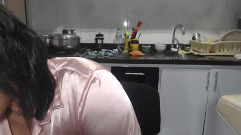 Snapshot of kattleyagray chatting on October 18, 2025, 9:26 pm KattleyaGrey online show from October 18, 2025, 9:26 pm