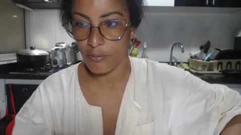 Snapshot of kattleyagray chatting on October 23, 2025, 9:46 pm KattleyaGrey online show from October 23, 2025, 9:46 pm