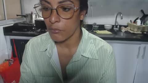 Snapshot of kattleyagray chatting on November 1, 2025, 7:38 pm KattleyaGrey online show from November 1, 2025, 7:38 pm