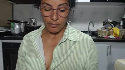 Snapshot of kattleyagray chatting on January 15, 2026, 8:12 pm KattleyaGrey online show from January 15, 2026, 8:12 pm