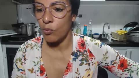 Snapshot of kattleyagray chatting on March 1, 2026, 10:06 am KattleyaGrey online show from March 1, 2026, 10:06 am