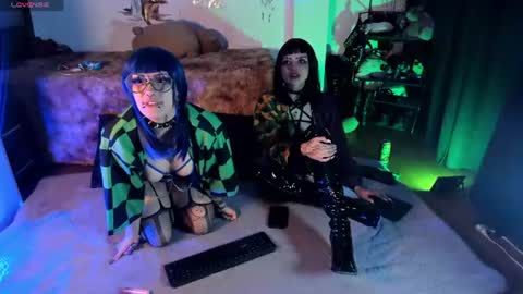 kattx   independent model online show from July 4, 2026, 1:23 am