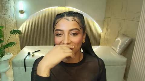 Snapshot of katty_berry_r chatting on September 17, 2025, 9:38 pm Katty online show from September 17, 2025, 9:38 pm