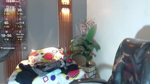 Snapshot of katty_findom_ chatting on February 1, 2025, 3:39 pm katty online show from February 1, 2025, 3:39 pm