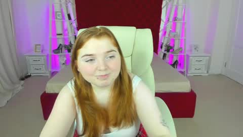 Snapshot of katty_rose8 chatting on May 19, 2026, 1:56 am Katty online show from May 19, 2026, 1:56 am