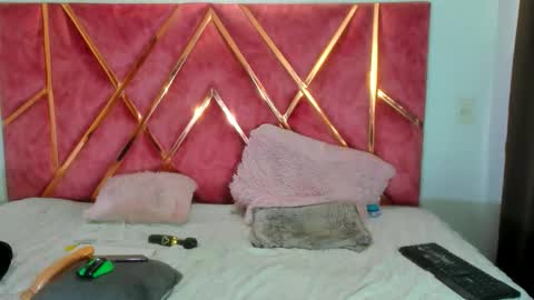 Snapshot of katty_sanz1 chatting on October 19, 2025, 11:55 am katty sanz1 online show from October 19, 2025, 11:55 am