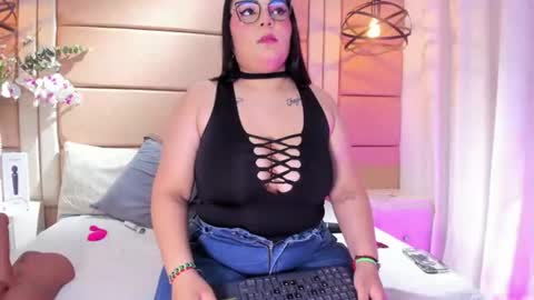 Snapshot of kattyarogers chatting on July 2, 2026, 8:59 pm KattyaRogers online show from July 2, 2026, 8:59 pm