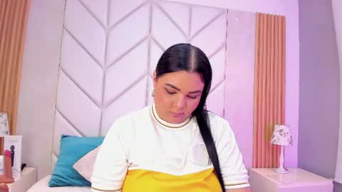Snapshot of kattyarogers chatting on July 7, 2026, 11:42 pm KattyaRogers online show from July 7, 2026, 11:42 pm