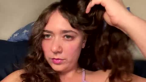 Snapshot of katxxgolding chatting on December 5, 2025, 8:12 am Princesse Kat online show from December 5, 2025, 8:12 am