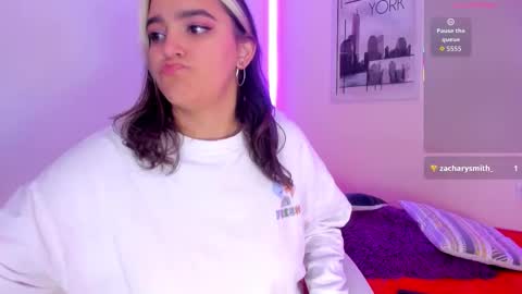 Snapshot of katy_giil chatting on December 20, 2025, 12:23 pm Katy online show from December 20, 2025, 12:23 pm