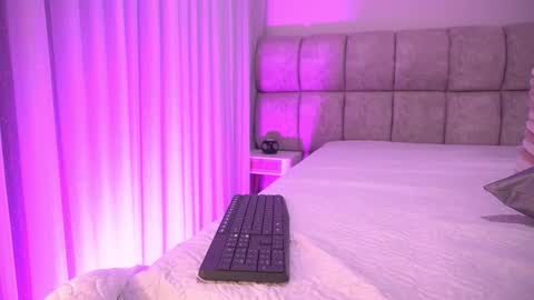 Katy online show from November 24, 2025, 11:54 am