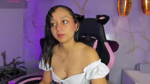 Snapshot of katy_sweet19 chatting on May 10, 2026, 10:31 am Katy online show from May 10, 2026, 10:31 am