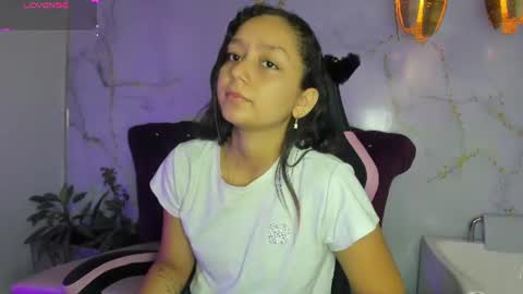 Snapshot of katy_sweet19 chatting on June 25, 2026, 10:31 am Katy online show from June 25, 2026, 10:31 am