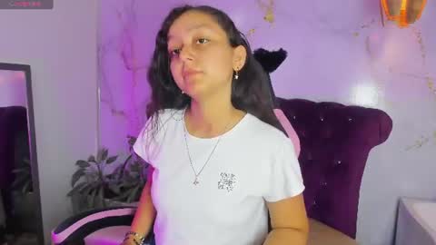 Snapshot of katy_sweet19 chatting on July 2, 2026, 10:32 am Katy online show from July 2, 2026, 10:32 am