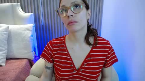 Snapshot of katy_van chatting on May 10, 2026, 8:36 pm Katy Van online show from May 10, 2026, 8:36 pm