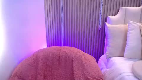 Snapshot of katy_van chatting on June 9, 2026, 9:04 pm Katy Van online show from June 9, 2026, 9:04 pm