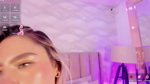 Snapshot of katya_blonde chatting on November 22, 2025, 1:10 pm katya_blonde online show from November 22, 2025, 1:10 pm