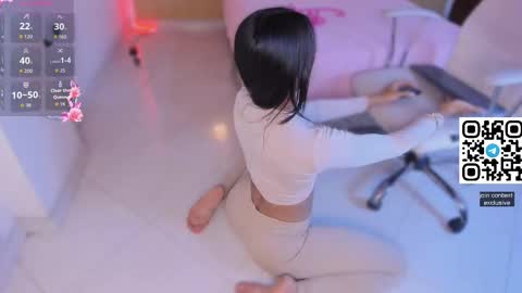 Snapshot of katya_rogerss chatting on November 15, 2025, 1:36 am katya online show from November 15, 2025, 1:36 am