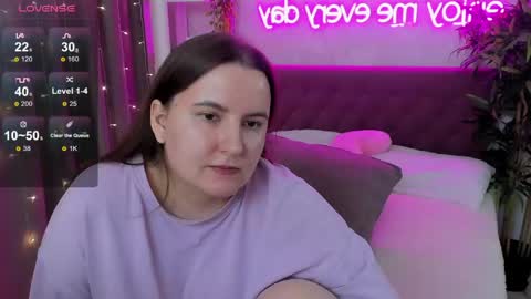 Snapshot of katyaneilson chatting on May 19, 2026, 6:31 am Kate online show from May 19, 2026, 6:31 am