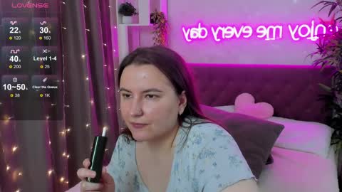 Snapshot of katyaneilson chatting on June 6, 2026, 6:18 am Kate online show from June 6, 2026, 6:18 am