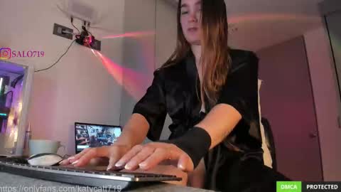 Snapshot of katycatt chatting on October 8, 2025, 1:58 am Nataly online show from October 8, 2025, 1:58 am