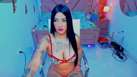 lilii-pety online show from December 24, 2024, 5:34 pm
