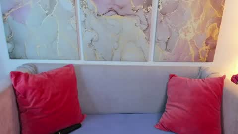 Snapshot of katymeaw chatting on July 9, 2026, 3:43 am katymeaw online show from July 9, 2026, 3:43 am